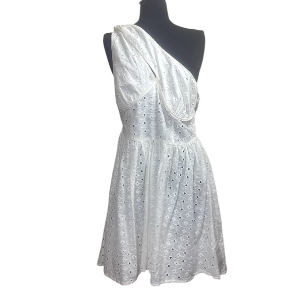 NWT ASOS ONE SHOULDER CUPPED EYELET MINI SUNDRESS IN WHITE Size 8 - Picture 3 of 16